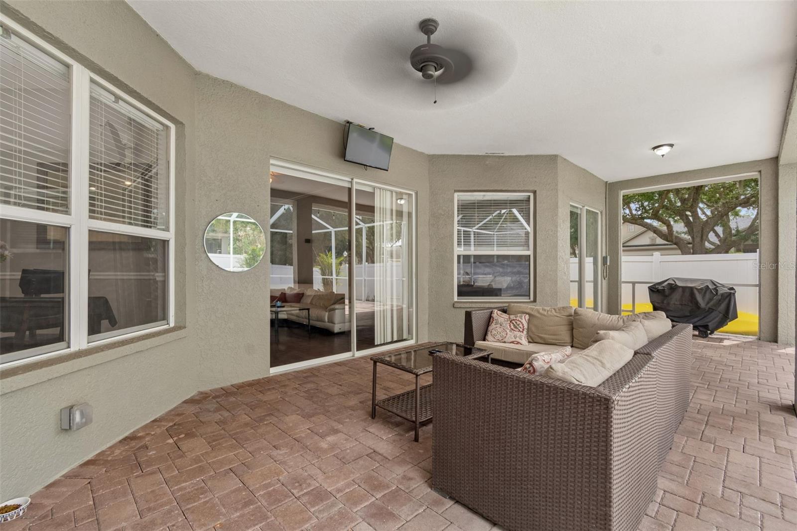 10243 SHADOW BRANCH DR, TAMPA, FL, 33647