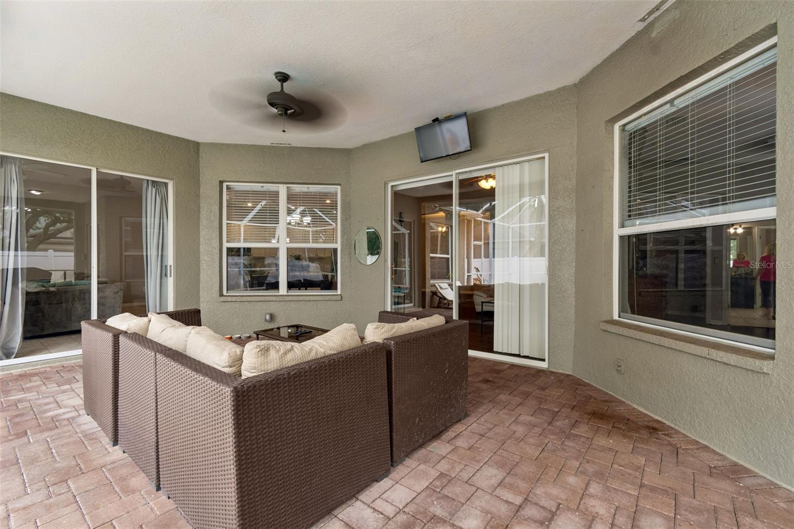 10243 SHADOW BRANCH DR, TAMPA, FL, 33647
