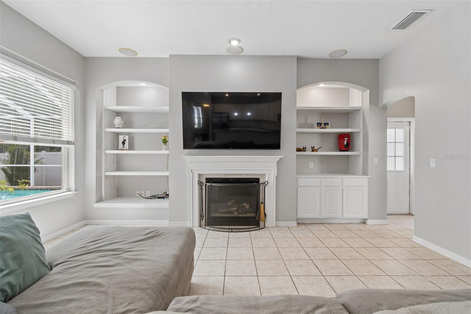 10243 SHADOW BRANCH DR, TAMPA, FL, 33647