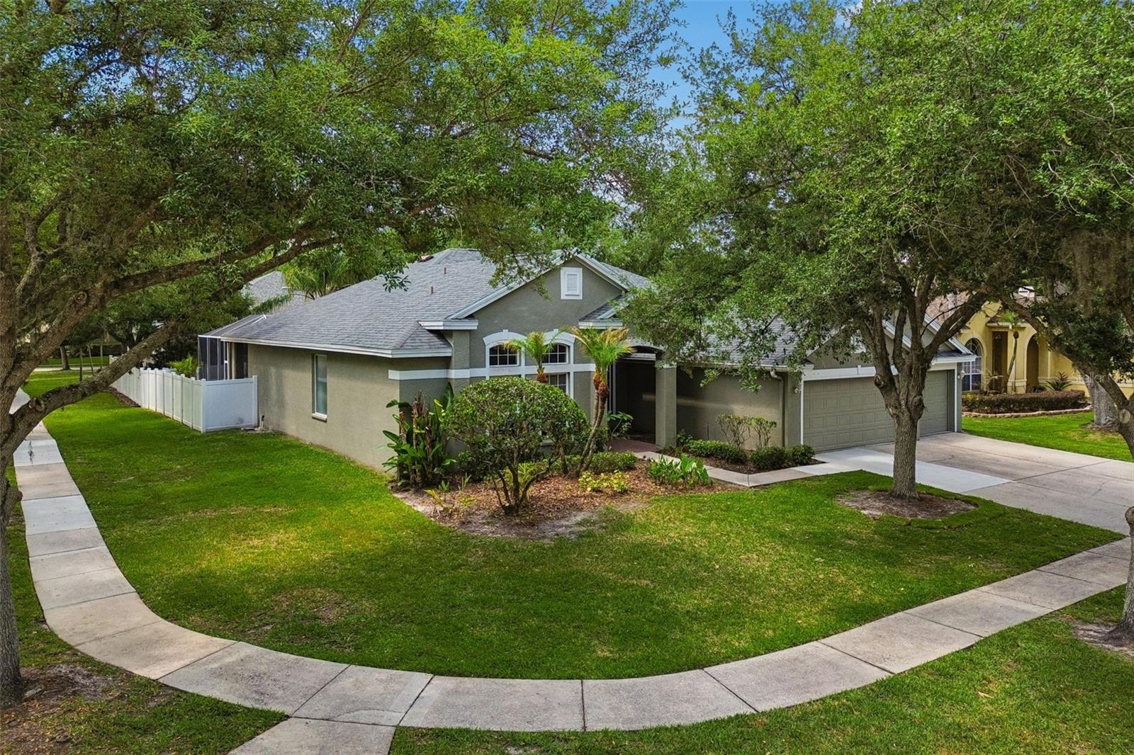 10243 SHADOW BRANCH DR, TAMPA, FL, 33647