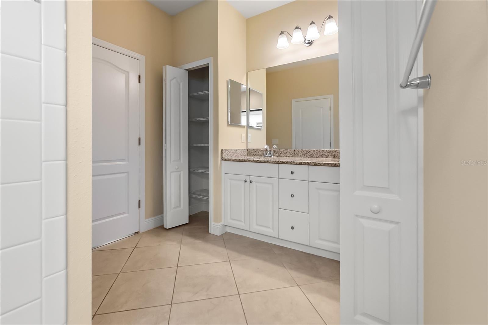 4226 MIDNIGHT BLUE RUN, BRADENTON, FL, 34211