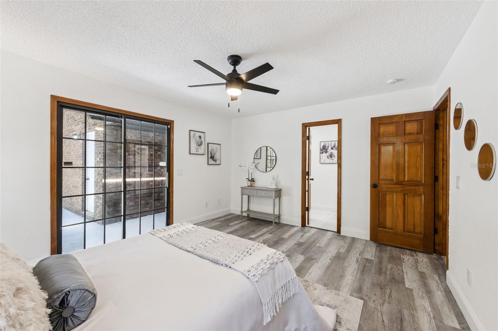 1095 E GRAVES AVE, ORANGE CITY, FL, 32763