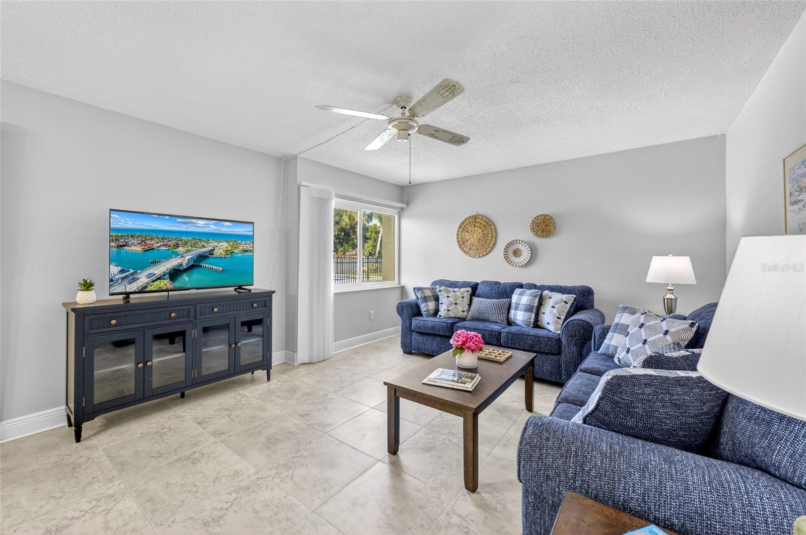 101 LOUELLA LN #11, NOKOMIS, FL, 34275