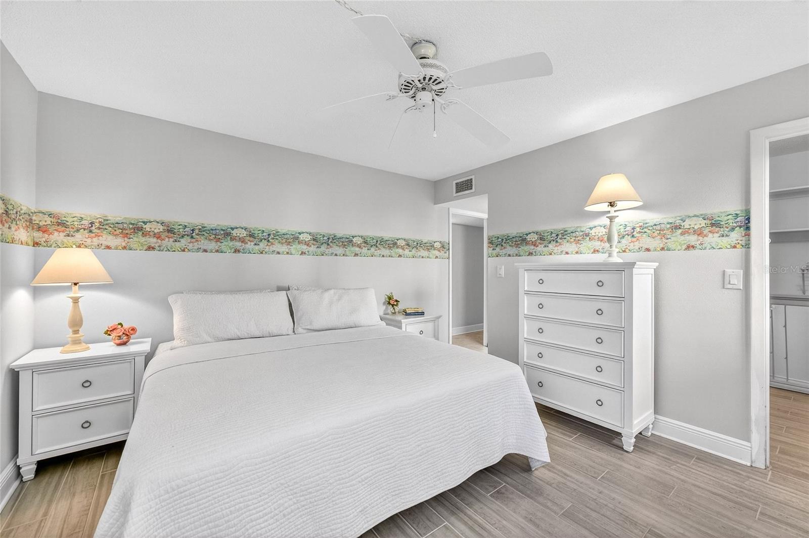 101 LOUELLA LN #11, NOKOMIS, FL, 34275