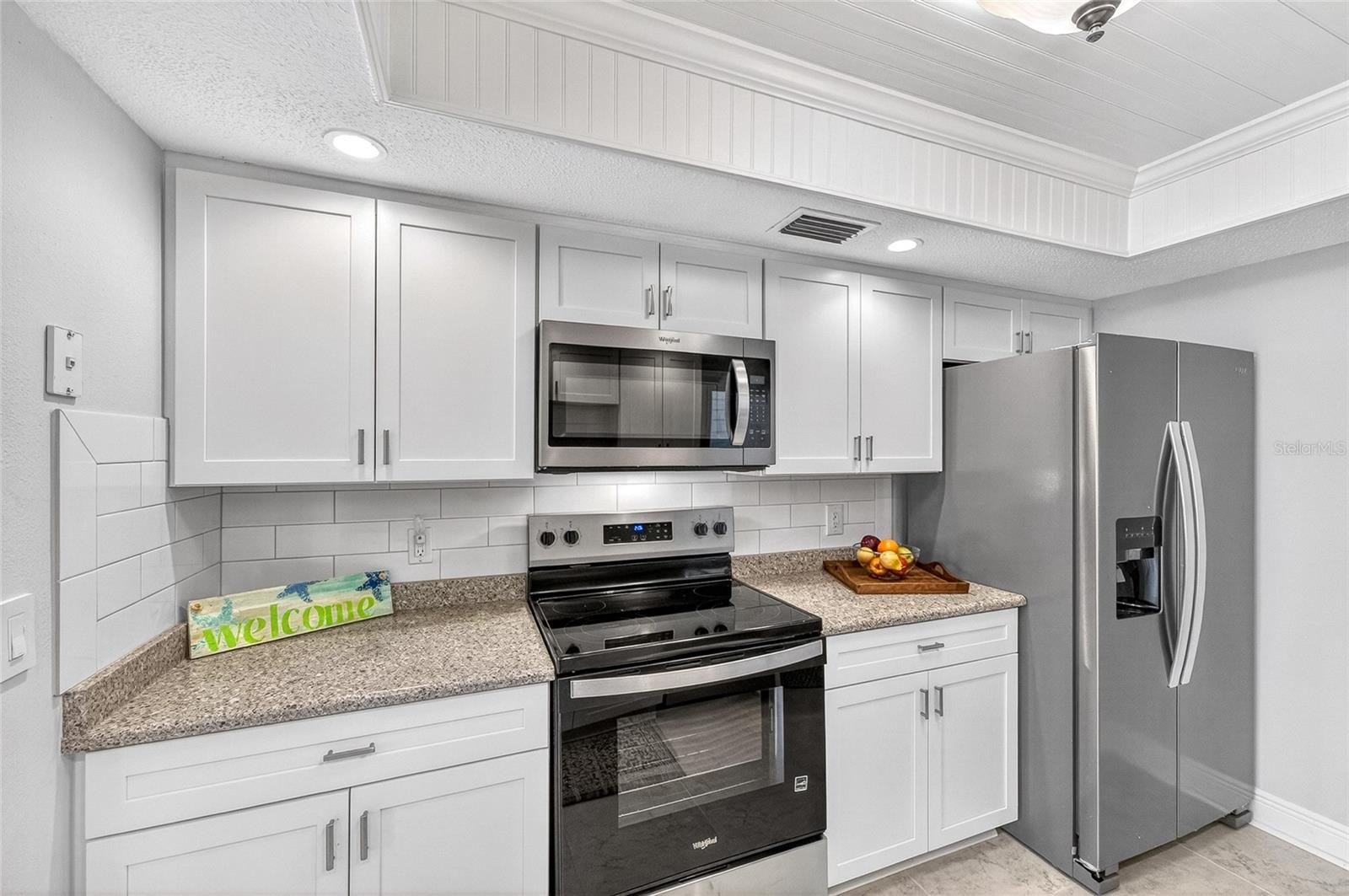 101 LOUELLA LN #11, NOKOMIS, FL, 34275