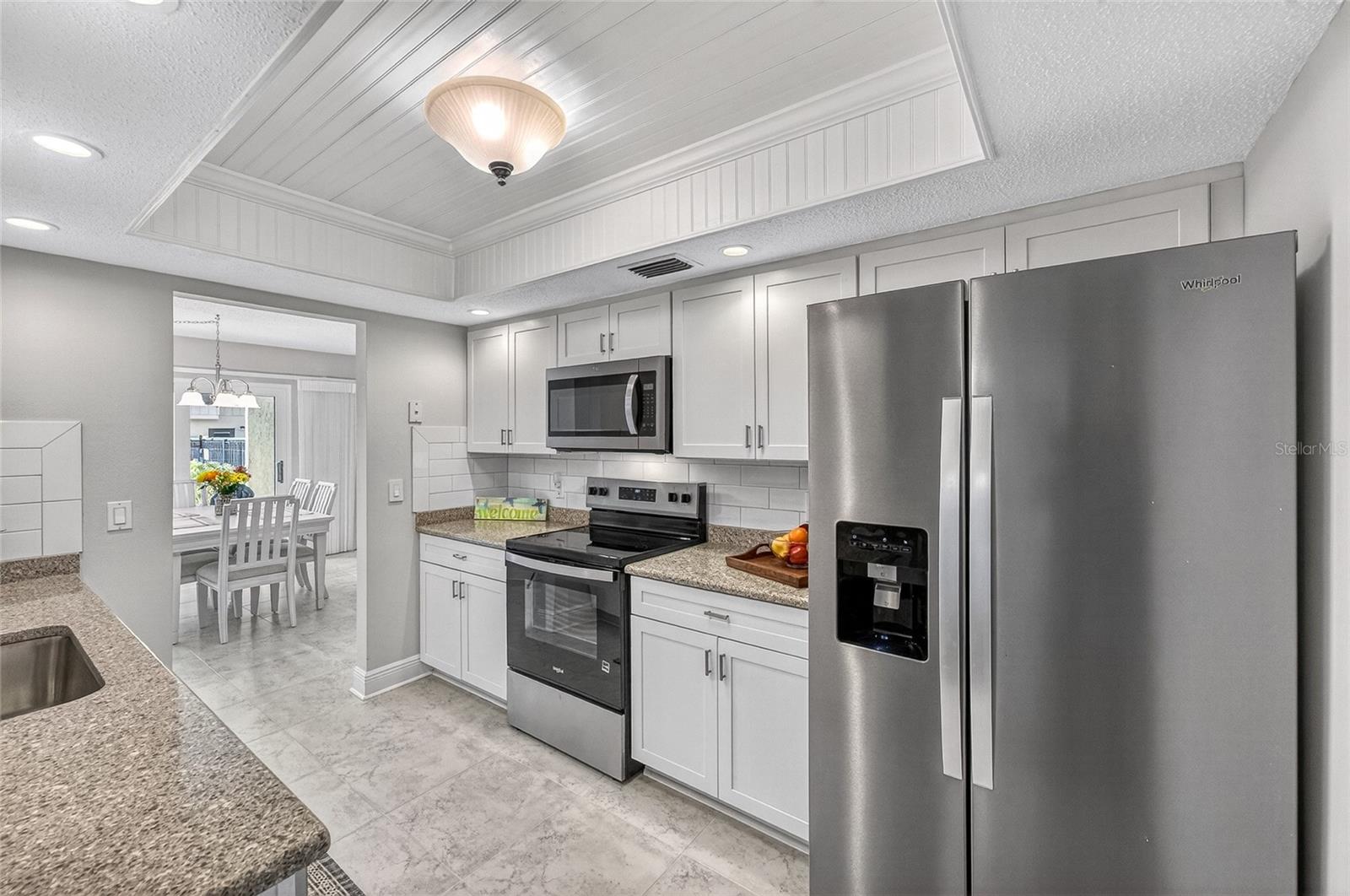 101 LOUELLA LN #11, NOKOMIS, FL, 34275