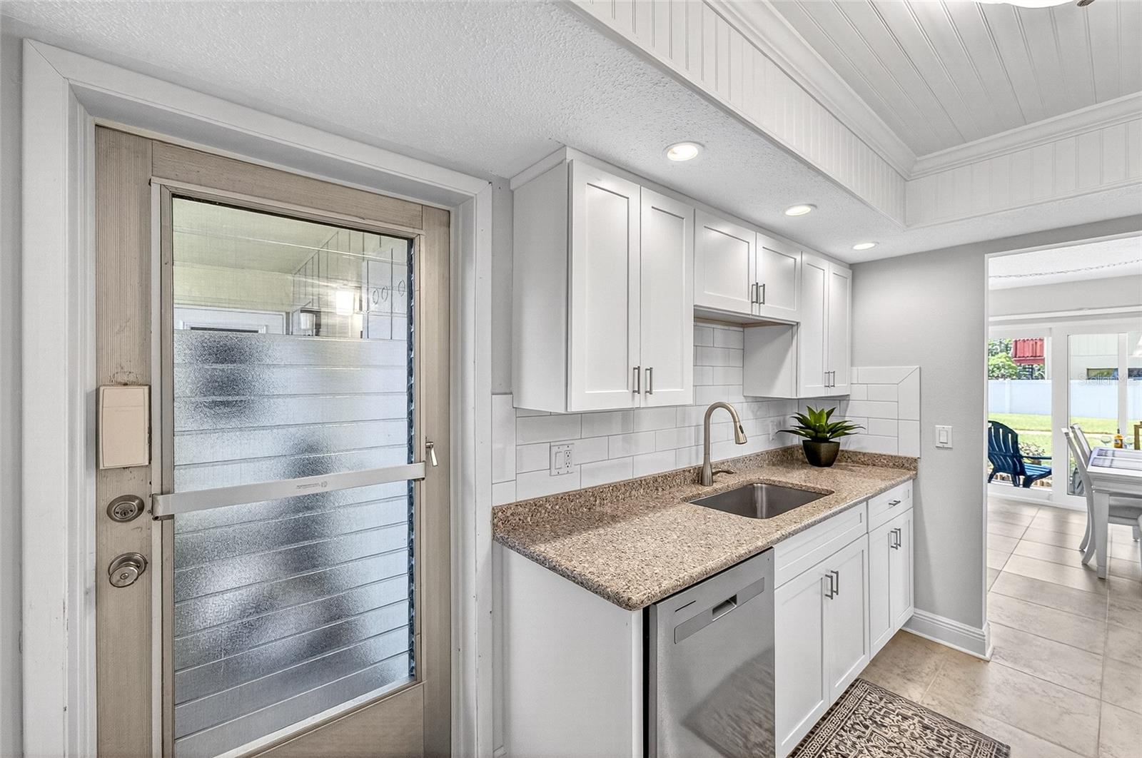 101 LOUELLA LN #11, NOKOMIS, FL, 34275
