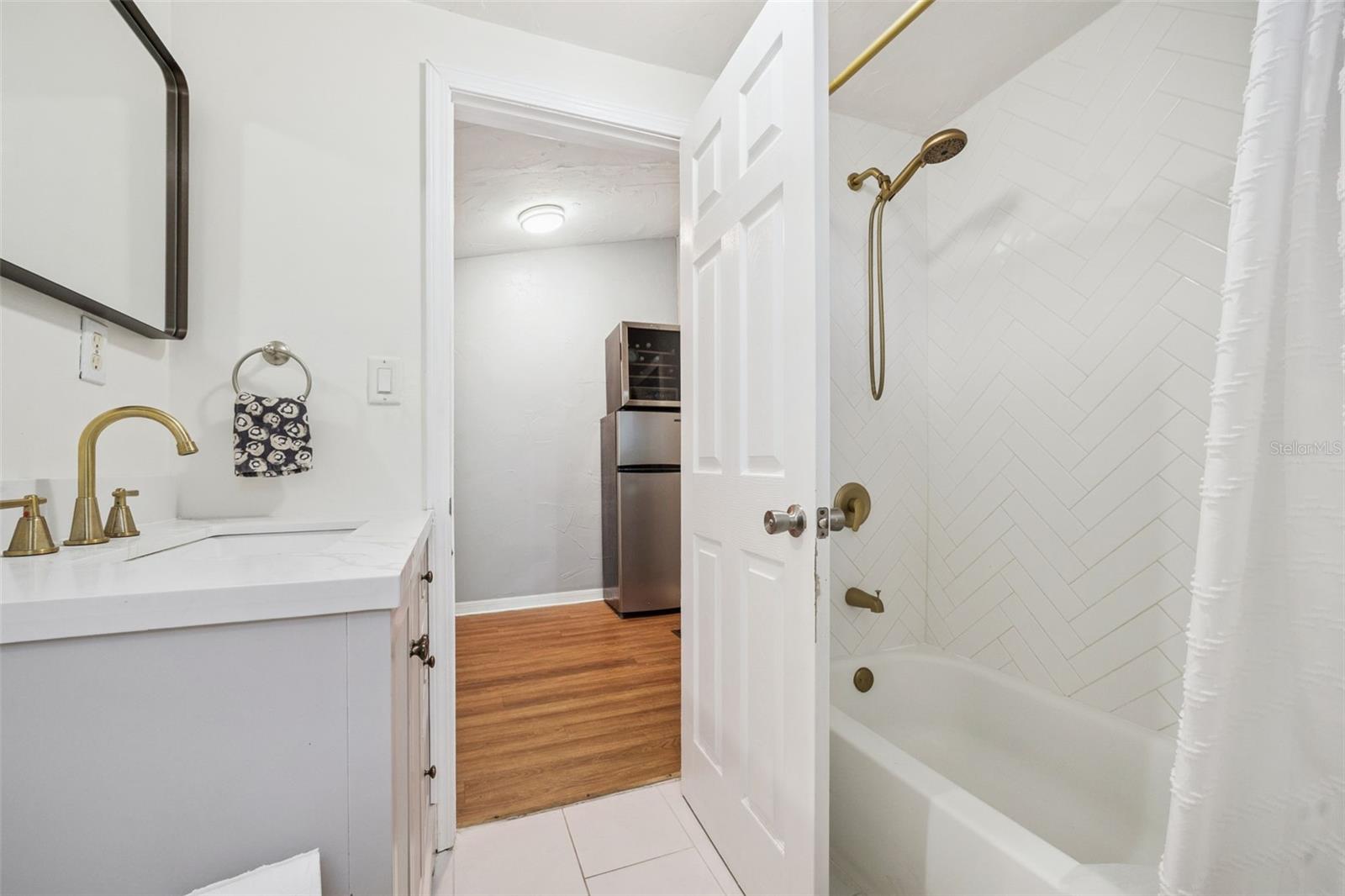 1000 S LAUREL AVE, SANFORD, FL, 32771