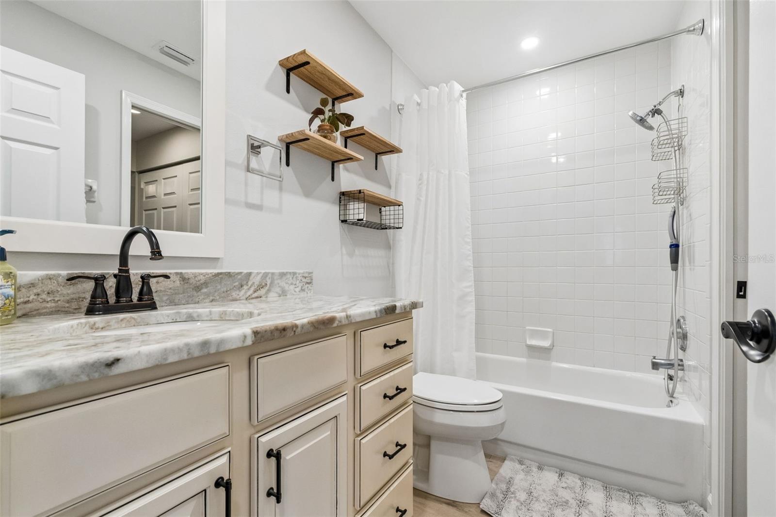 5613 MONTE ROSSO RD, SARASOTA, FL, 34243