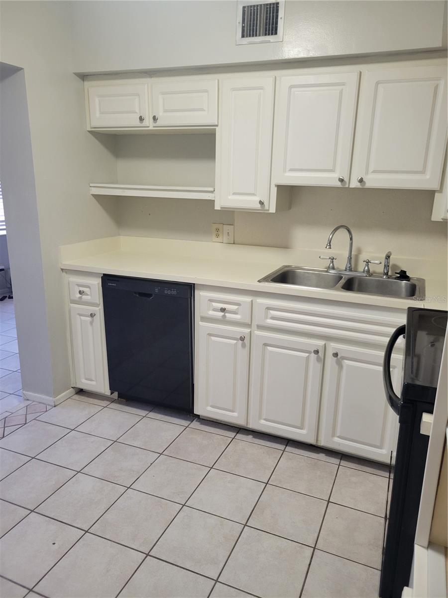 2464 AUSTRALIA WAY E #24, CLEARWATER, FL, 33763