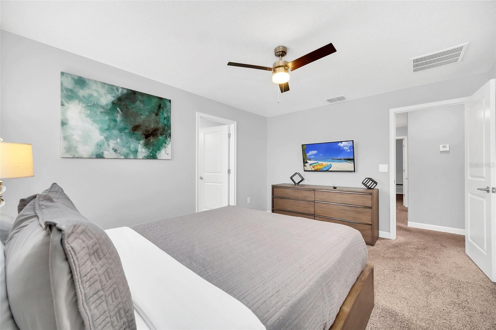 9017 DOGLEG DR, DAVENPORT, FL, 33896