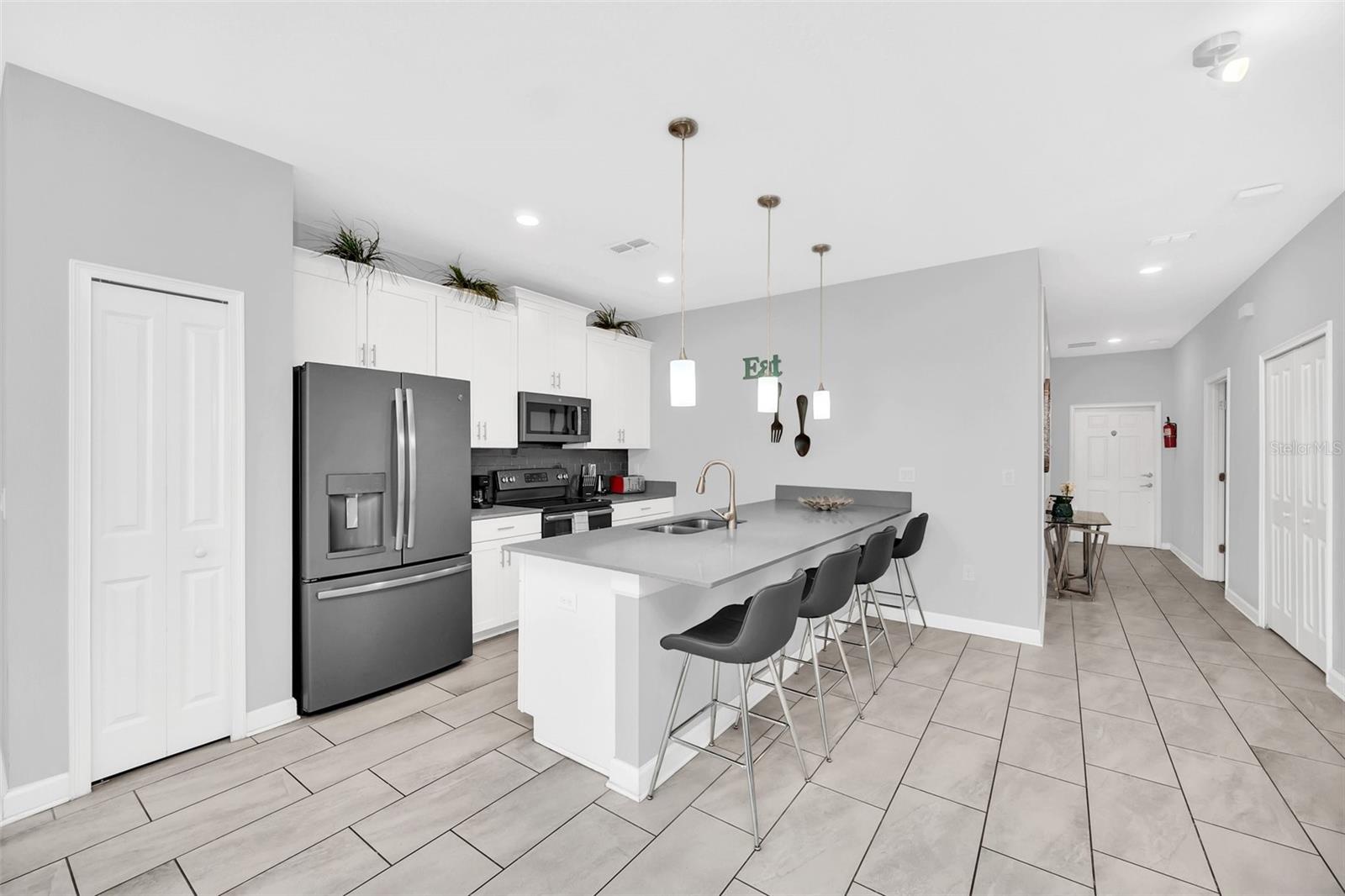 9017 DOGLEG DR, DAVENPORT, FL, 33896