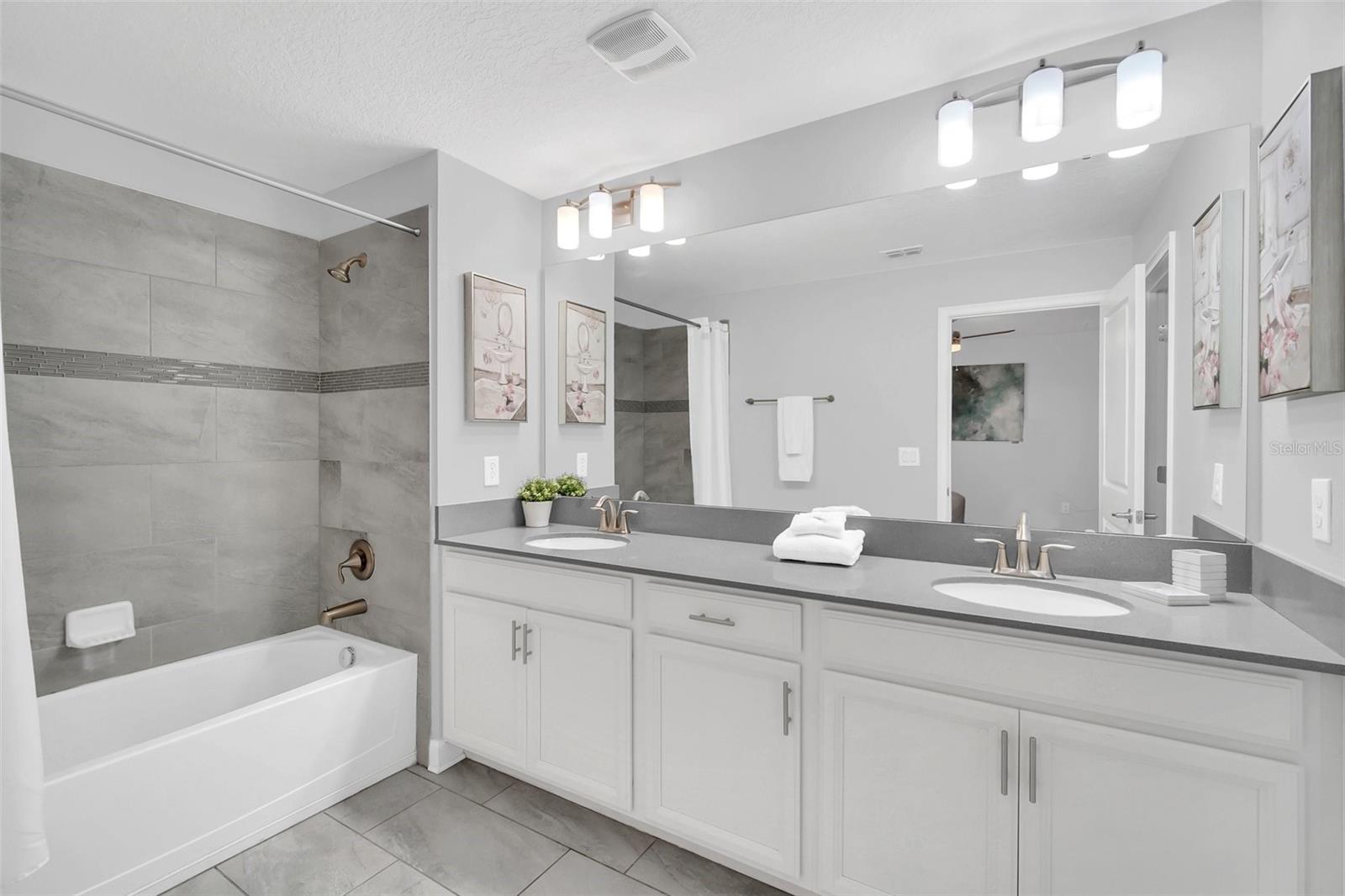 9017 DOGLEG DR, DAVENPORT, FL, 33896
