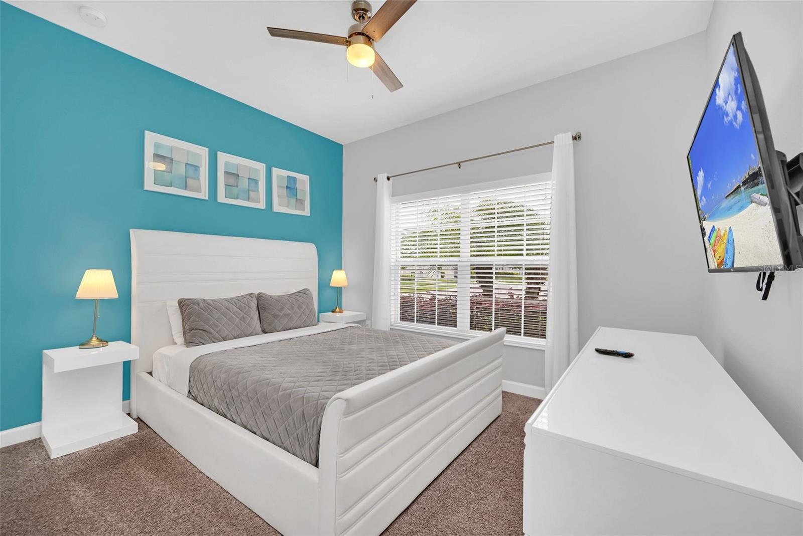 9017 DOGLEG DR, DAVENPORT, FL, 33896