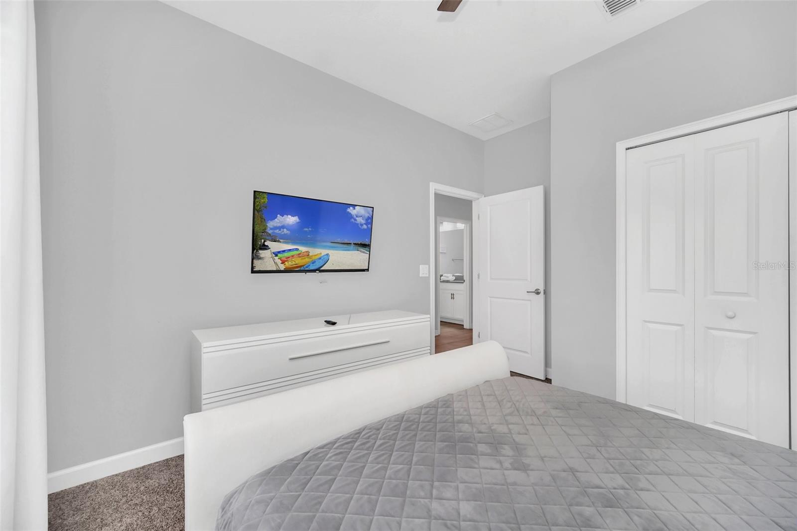 9017 DOGLEG DR, DAVENPORT, FL, 33896
