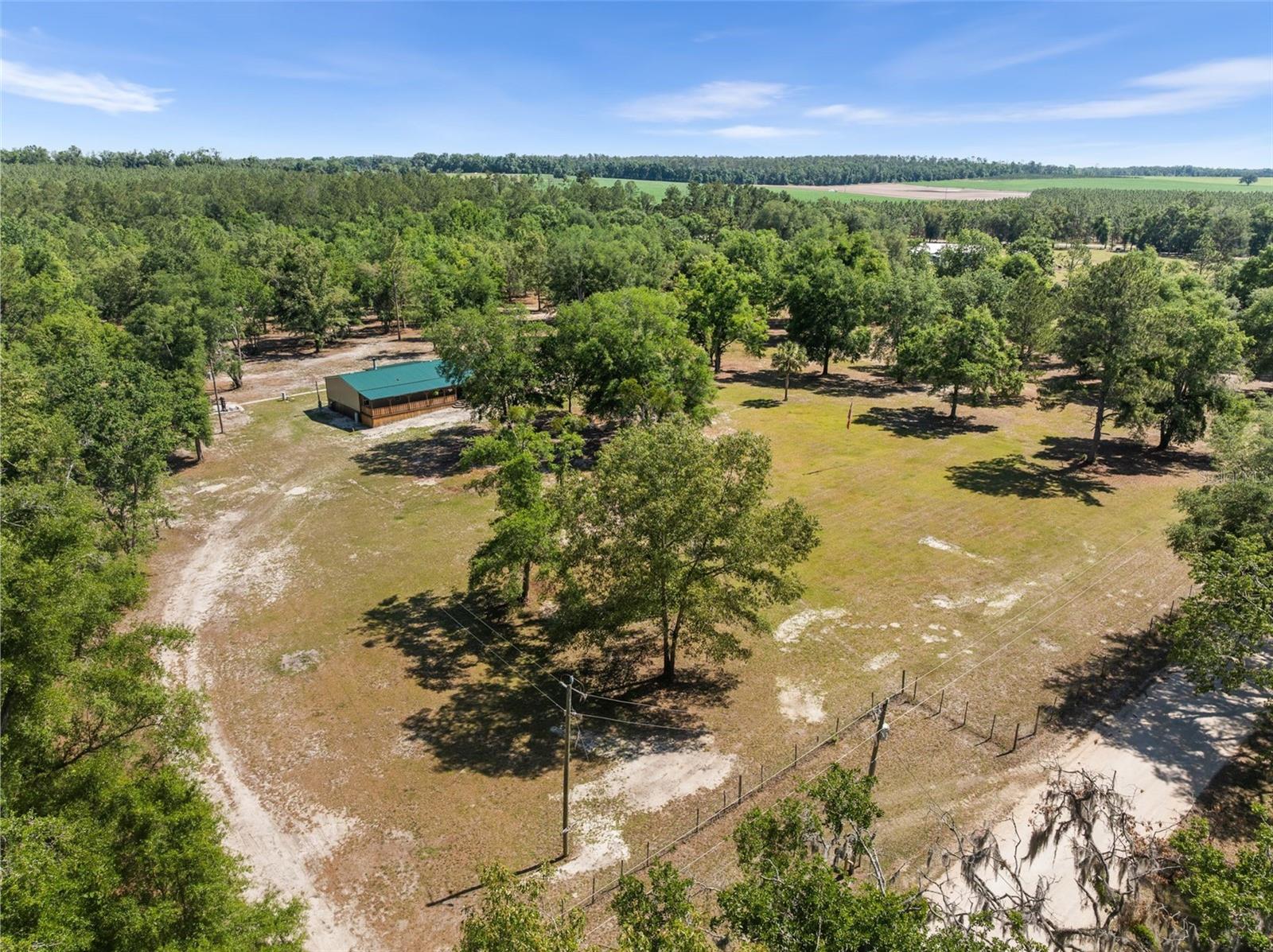 16193 24TH ST, LIVE OAK, FL, 32060
