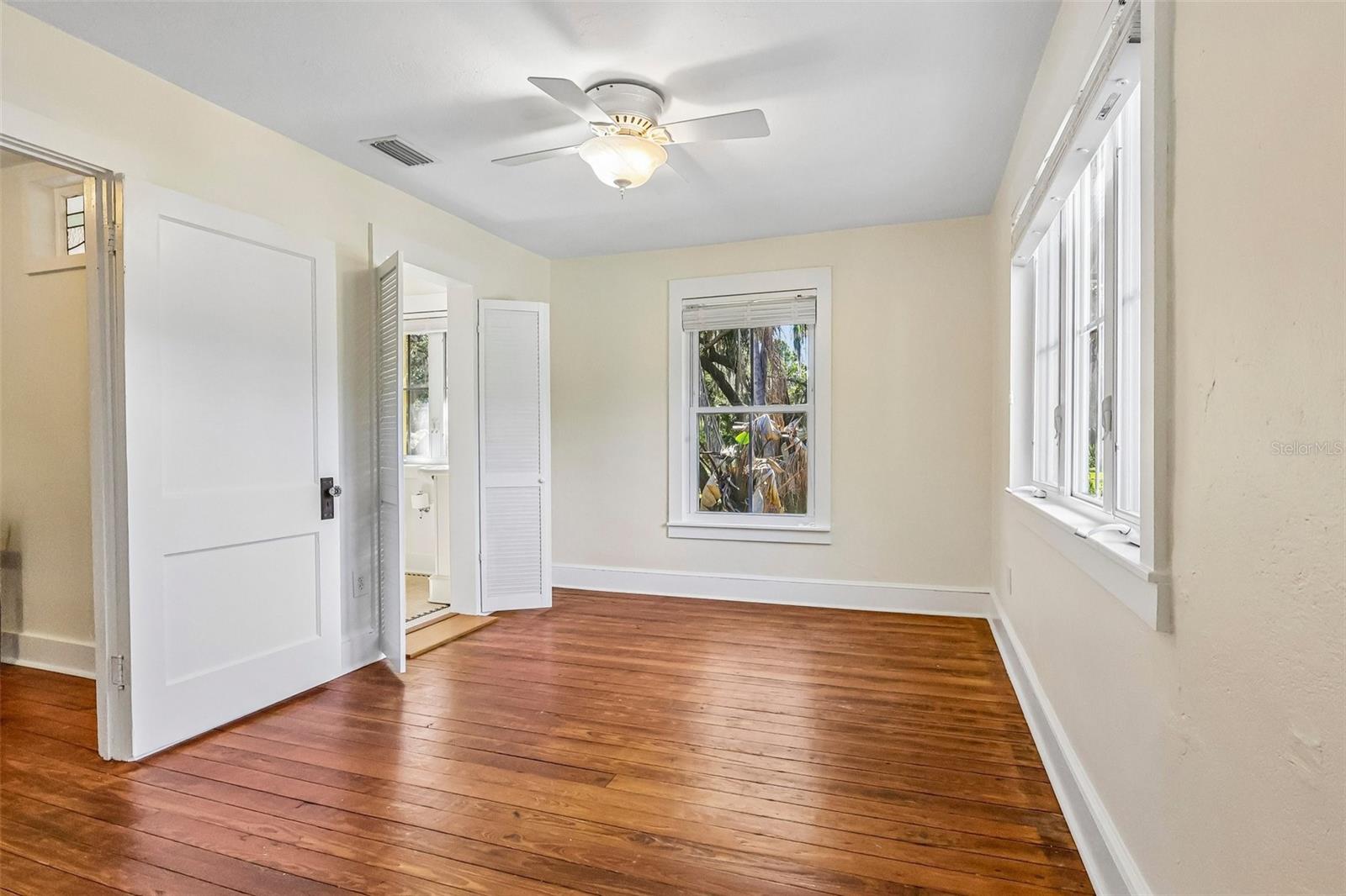 1190 OLD MOUNT DORA RD, EUSTIS, FL, 32726