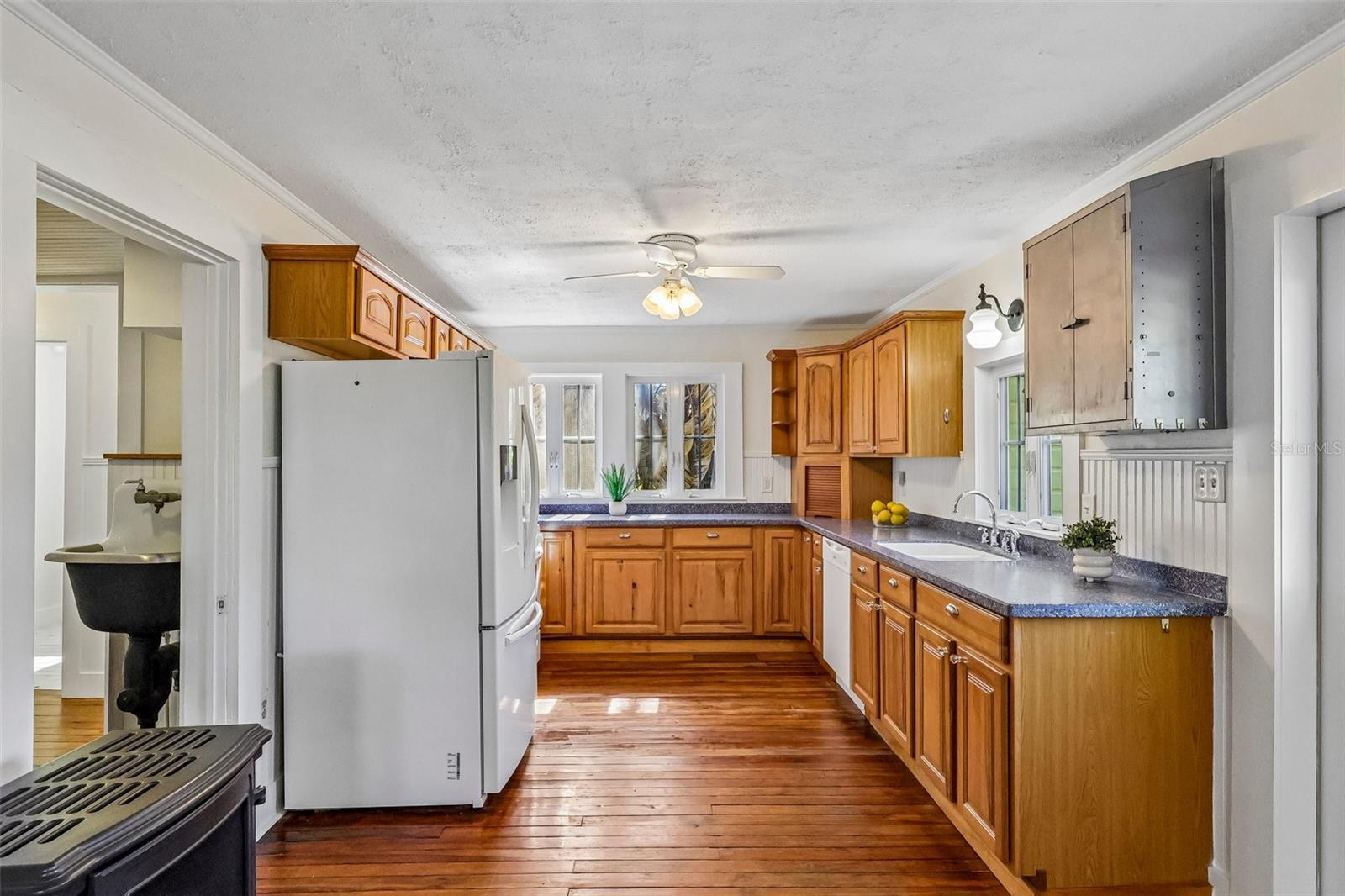 1190 OLD MOUNT DORA RD, EUSTIS, FL, 32726