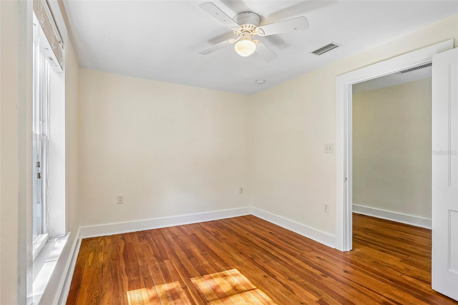 1190 OLD MOUNT DORA RD, EUSTIS, FL, 32726