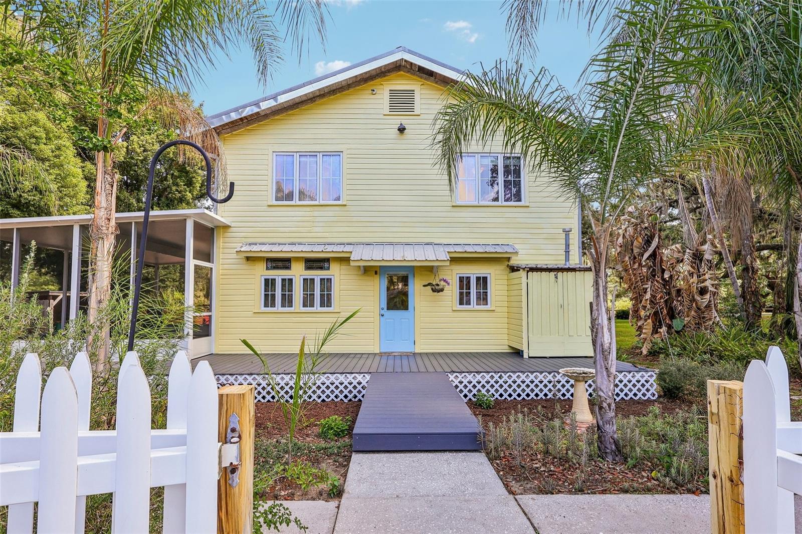 1190 OLD MOUNT DORA RD, EUSTIS, FL, 32726