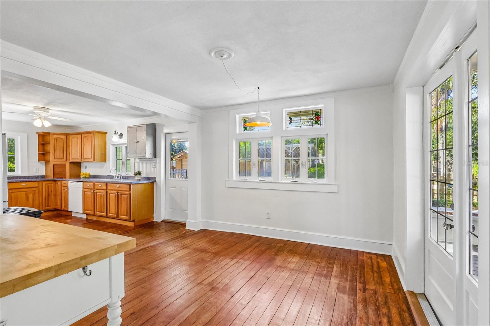 1190 OLD MOUNT DORA RD, EUSTIS, FL, 32726