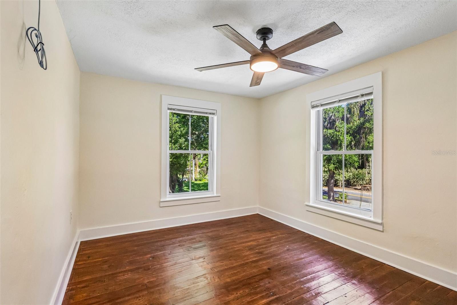 1190 OLD MOUNT DORA RD, EUSTIS, FL, 32726