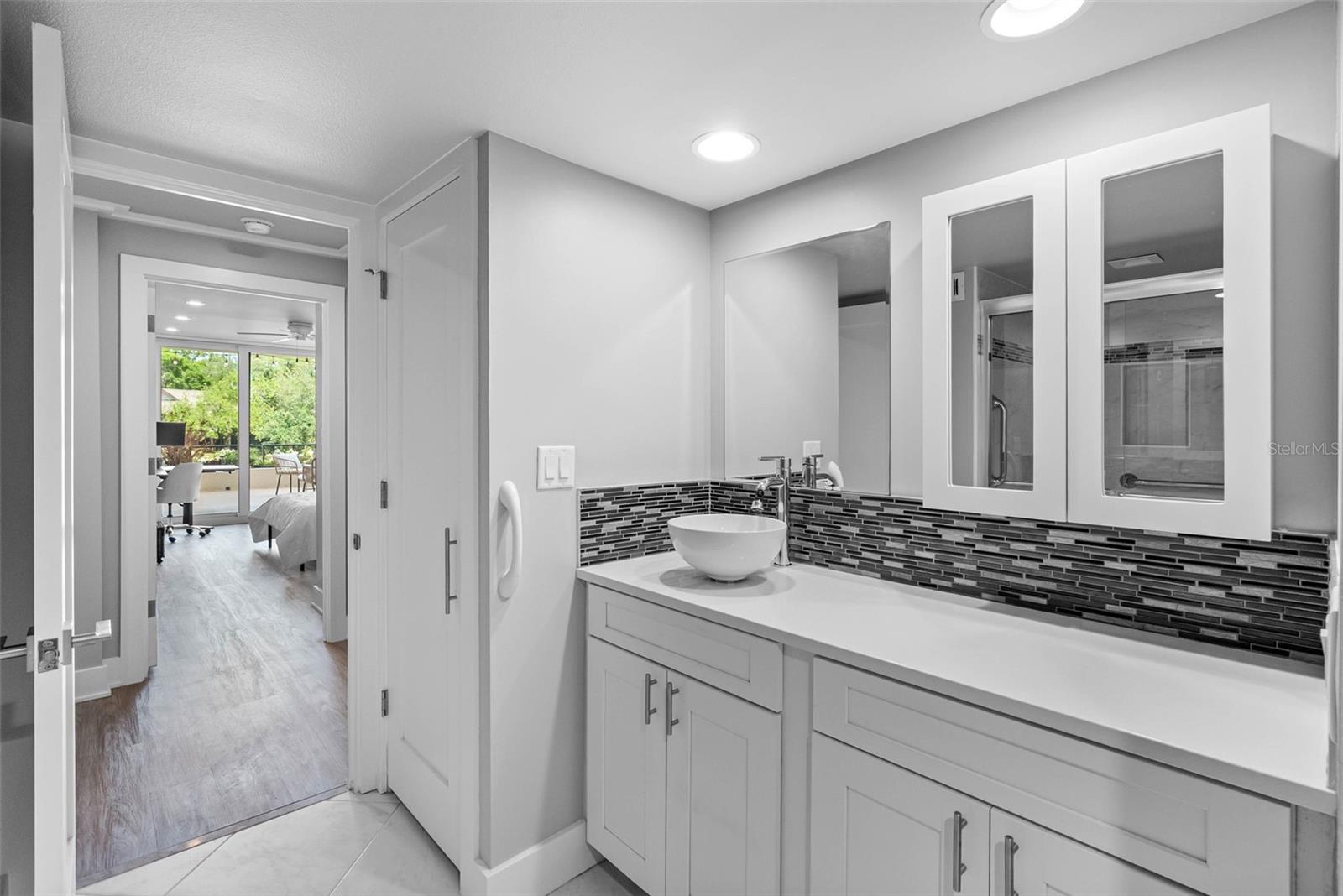 220 BELLEVIEW BLVD #108, BELLEAIR, FL, 33756