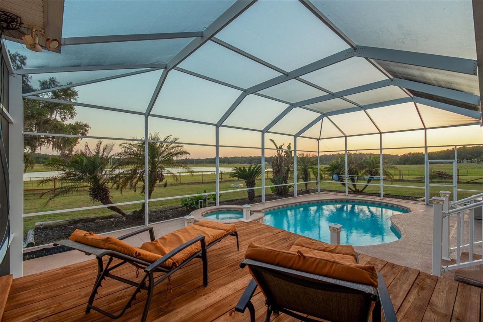 35400 LAKE RAY DR, DADE CITY, FL, 33525
