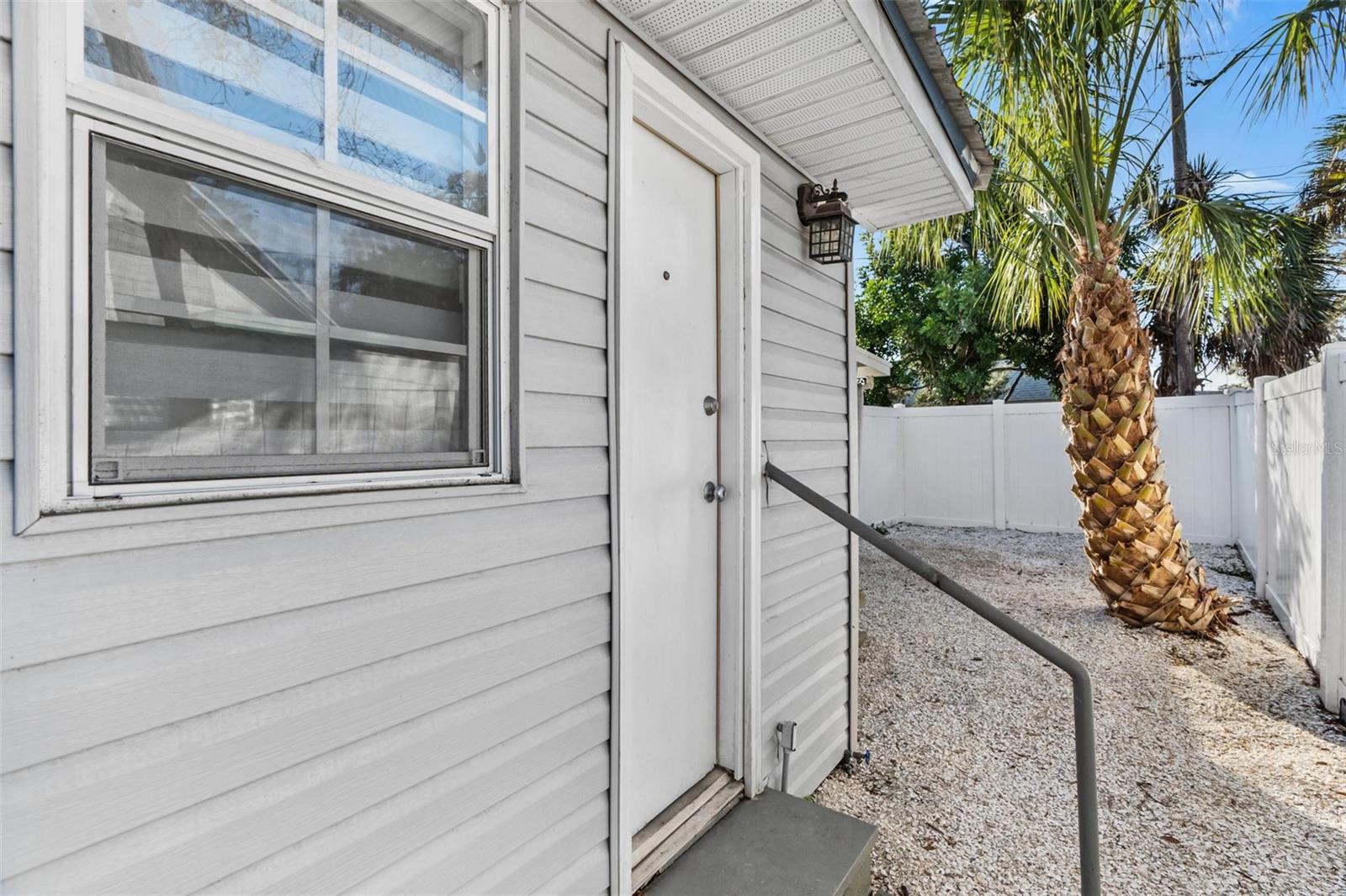 7799 46TH AVE N, ST PETERSBURG, FL, 33709