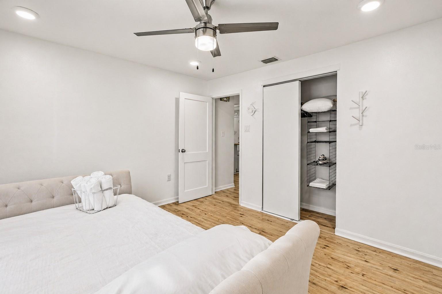 7799 46TH AVE N, ST PETERSBURG, FL, 33709