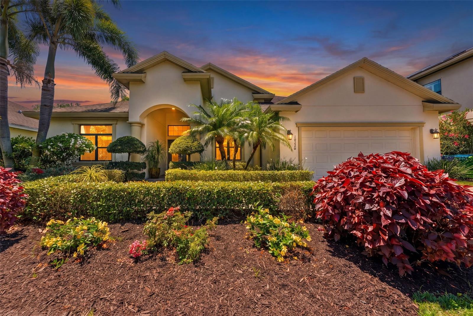 10220 BLOSSOM TRL, SEMINOLE, FL, 33772