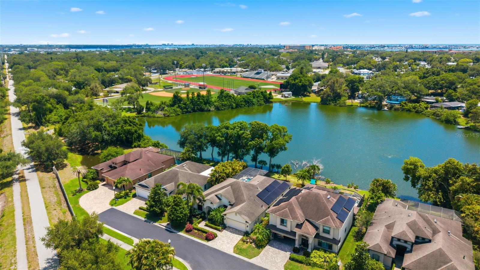 10220 BLOSSOM TRL, SEMINOLE, FL, 33772