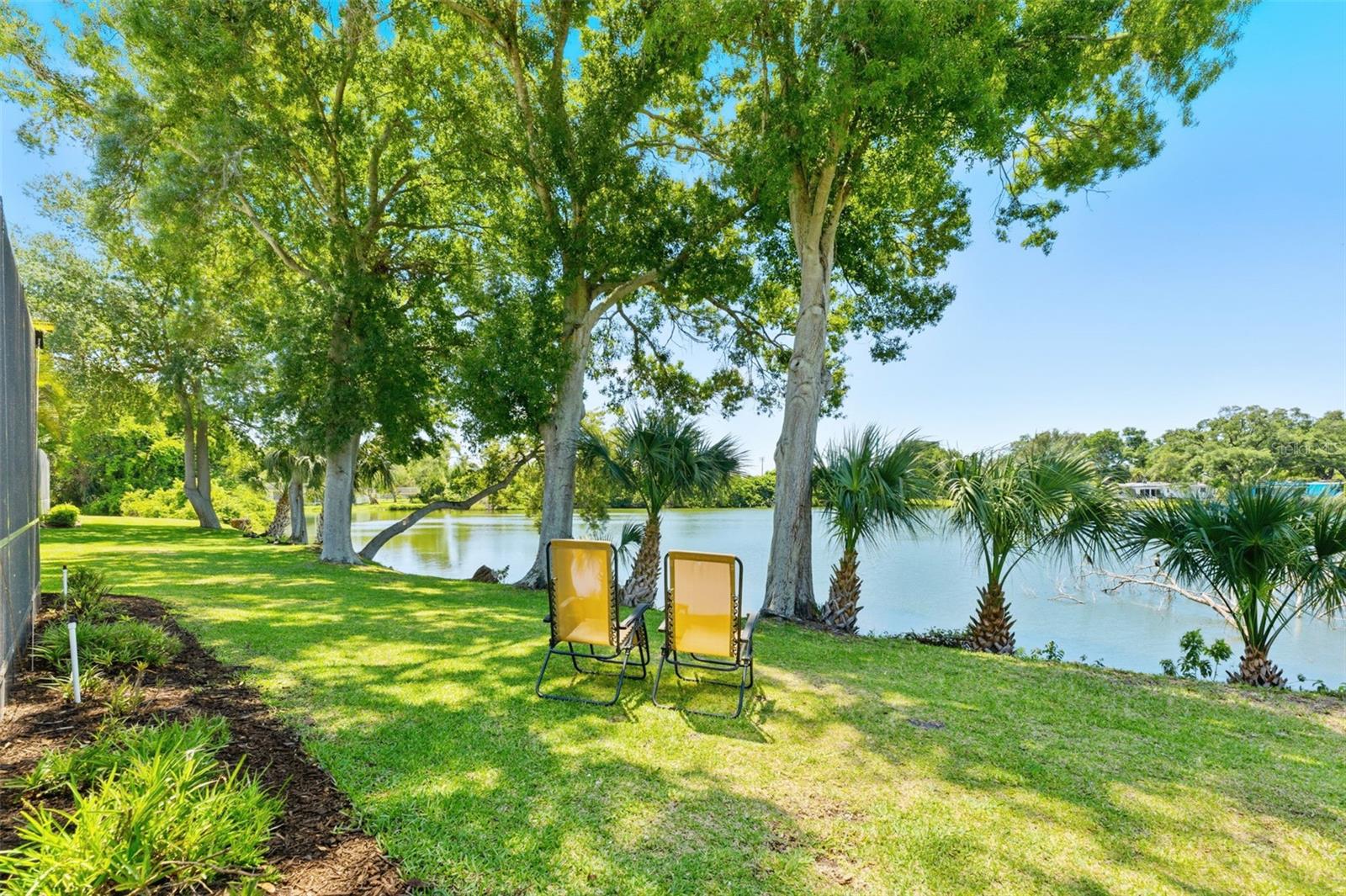 10220 BLOSSOM TRL, SEMINOLE, FL, 33772