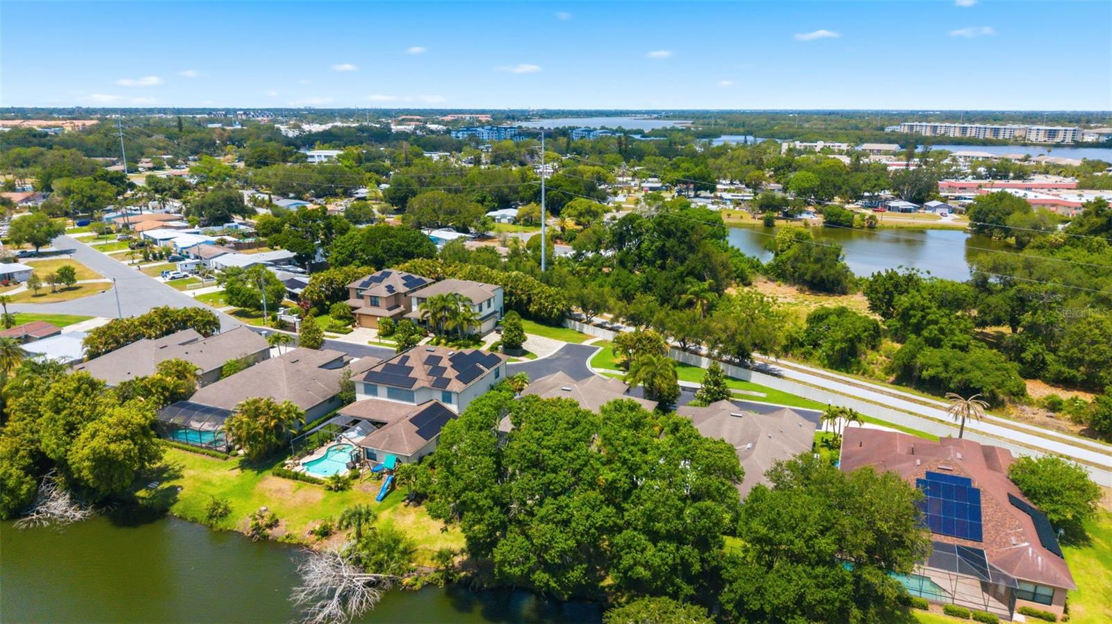 10220 BLOSSOM TRL, SEMINOLE, FL, 33772