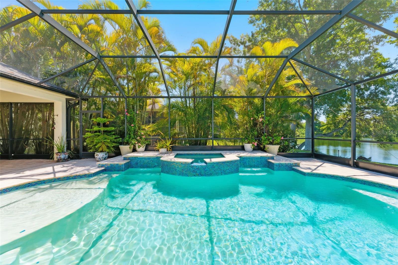 10220 BLOSSOM TRL, SEMINOLE, FL, 33772