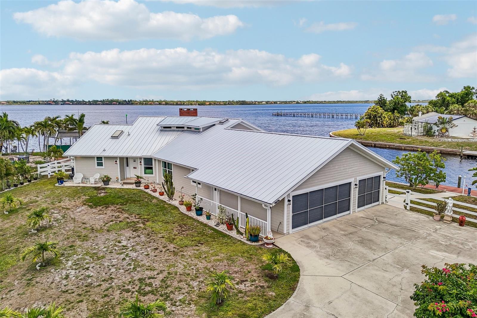 3072 MAUCK TER, PORT CHARLOTTE, FL, 33981