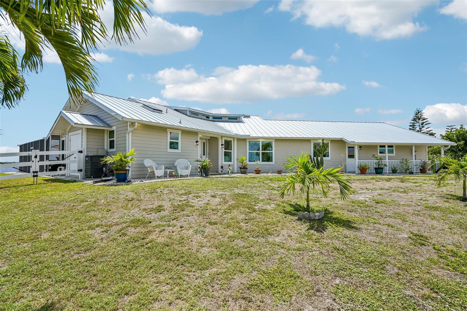 3072 MAUCK TER, PORT CHARLOTTE, FL, 33981