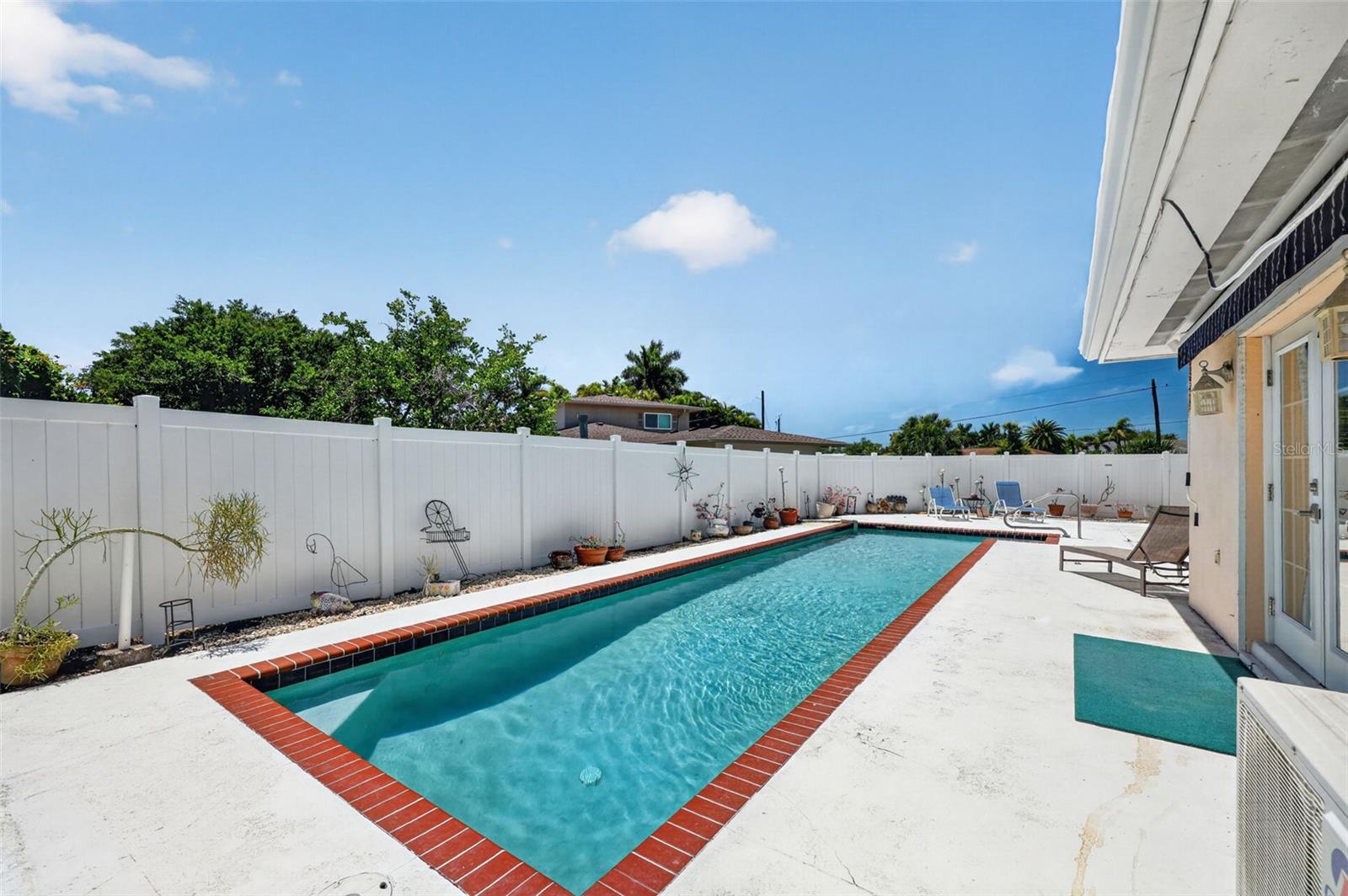 6100 HOLLYWOOD BLVD, SARASOTA, FL, 34231