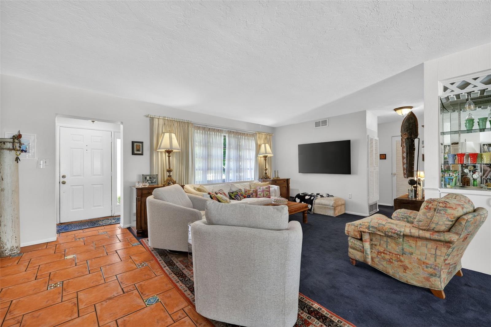 6100 HOLLYWOOD BLVD, SARASOTA, FL, 34231