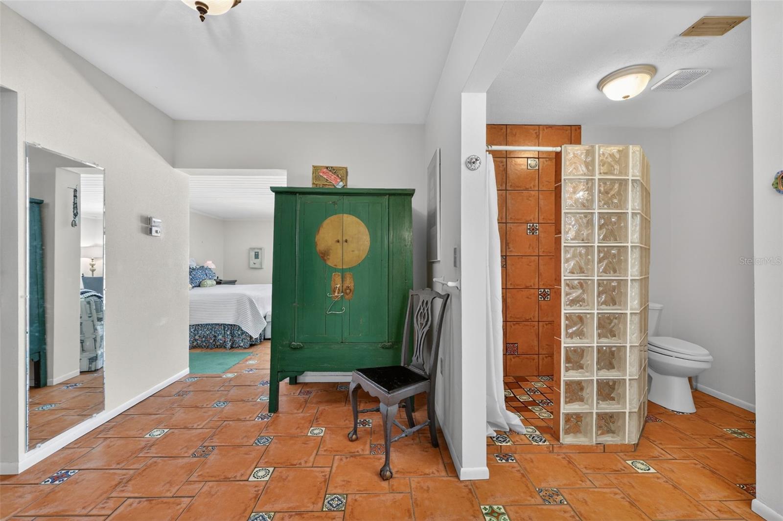 6100 HOLLYWOOD BLVD, SARASOTA, FL, 34231