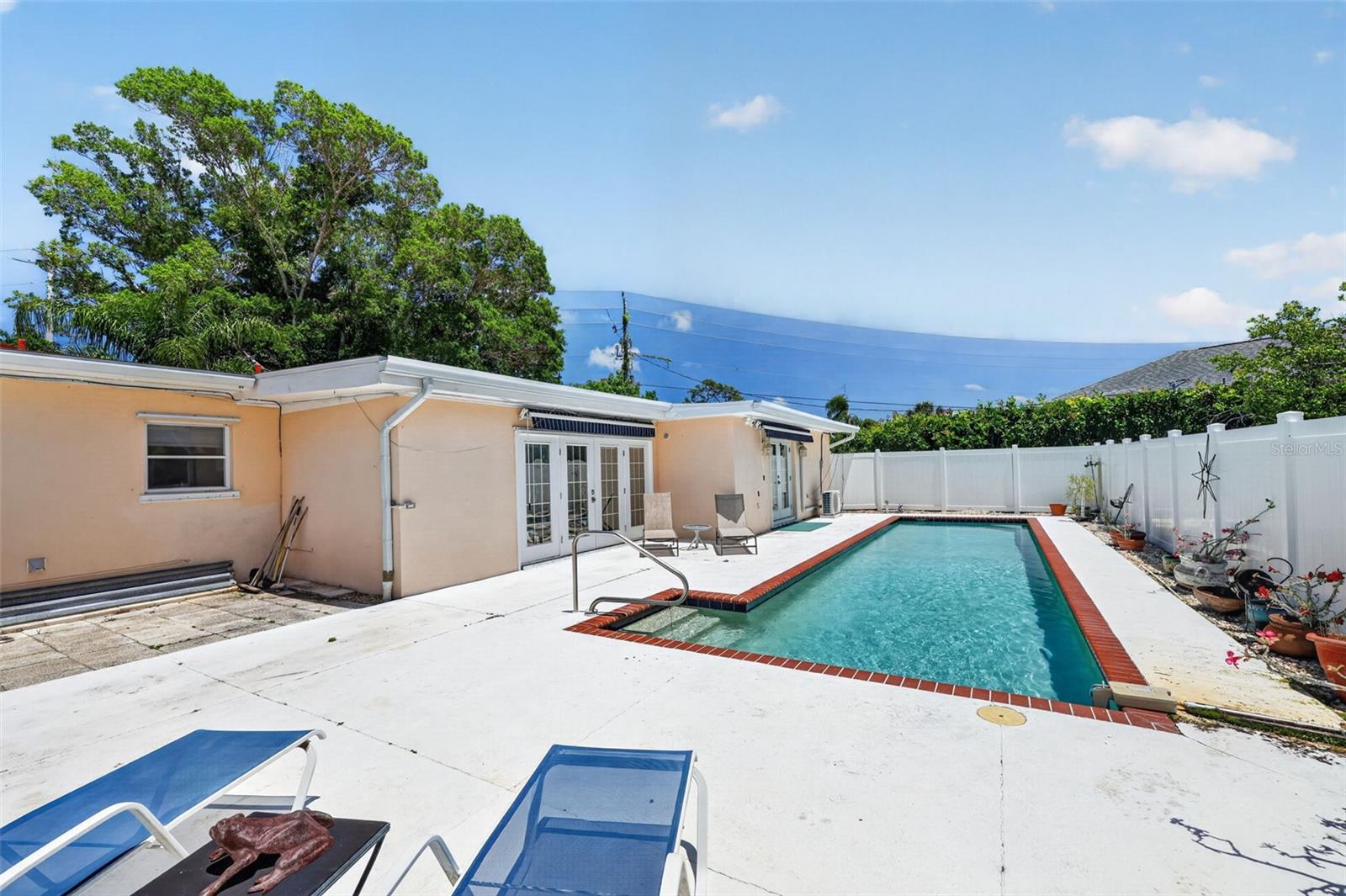 6100 HOLLYWOOD BLVD, SARASOTA, FL, 34231