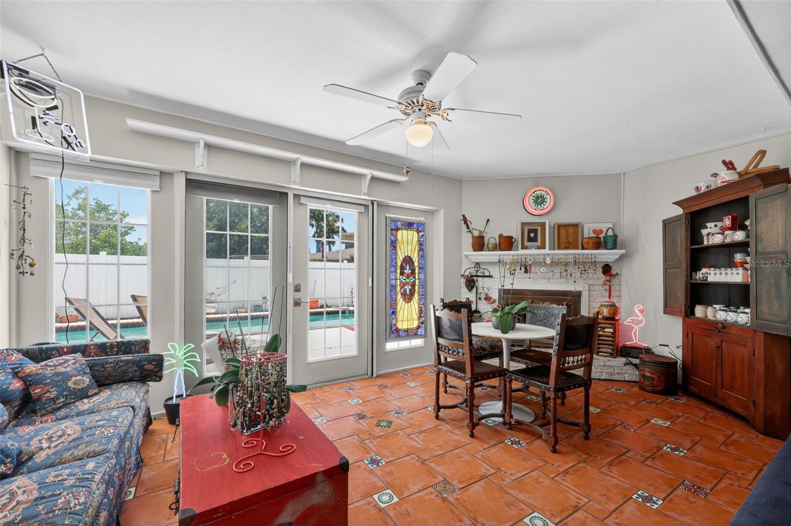 6100 HOLLYWOOD BLVD, SARASOTA, FL, 34231