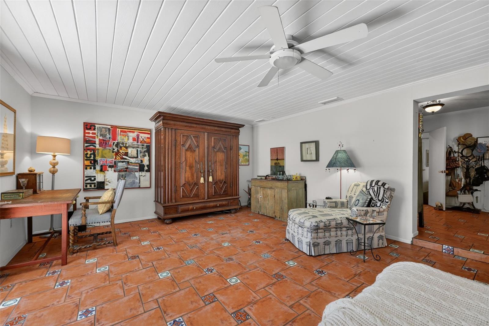 6100 HOLLYWOOD BLVD, SARASOTA, FL, 34231