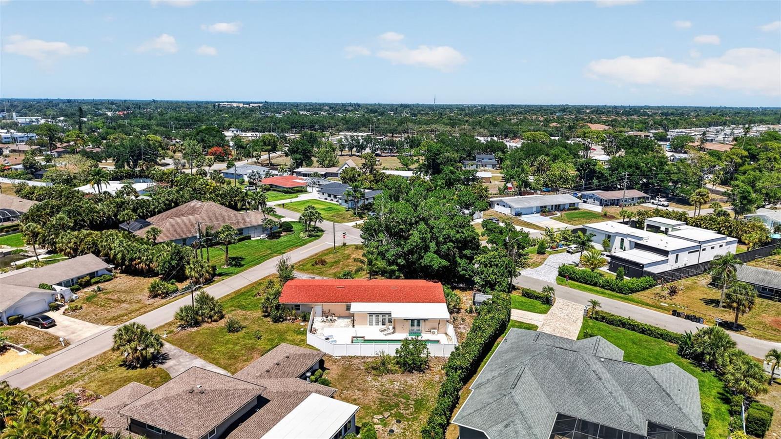 6100 HOLLYWOOD BLVD, SARASOTA, FL, 34231