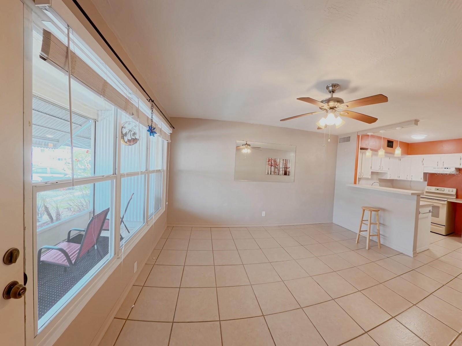 4153 58TH ST N #142, KENNETH CITY, FL, 33709