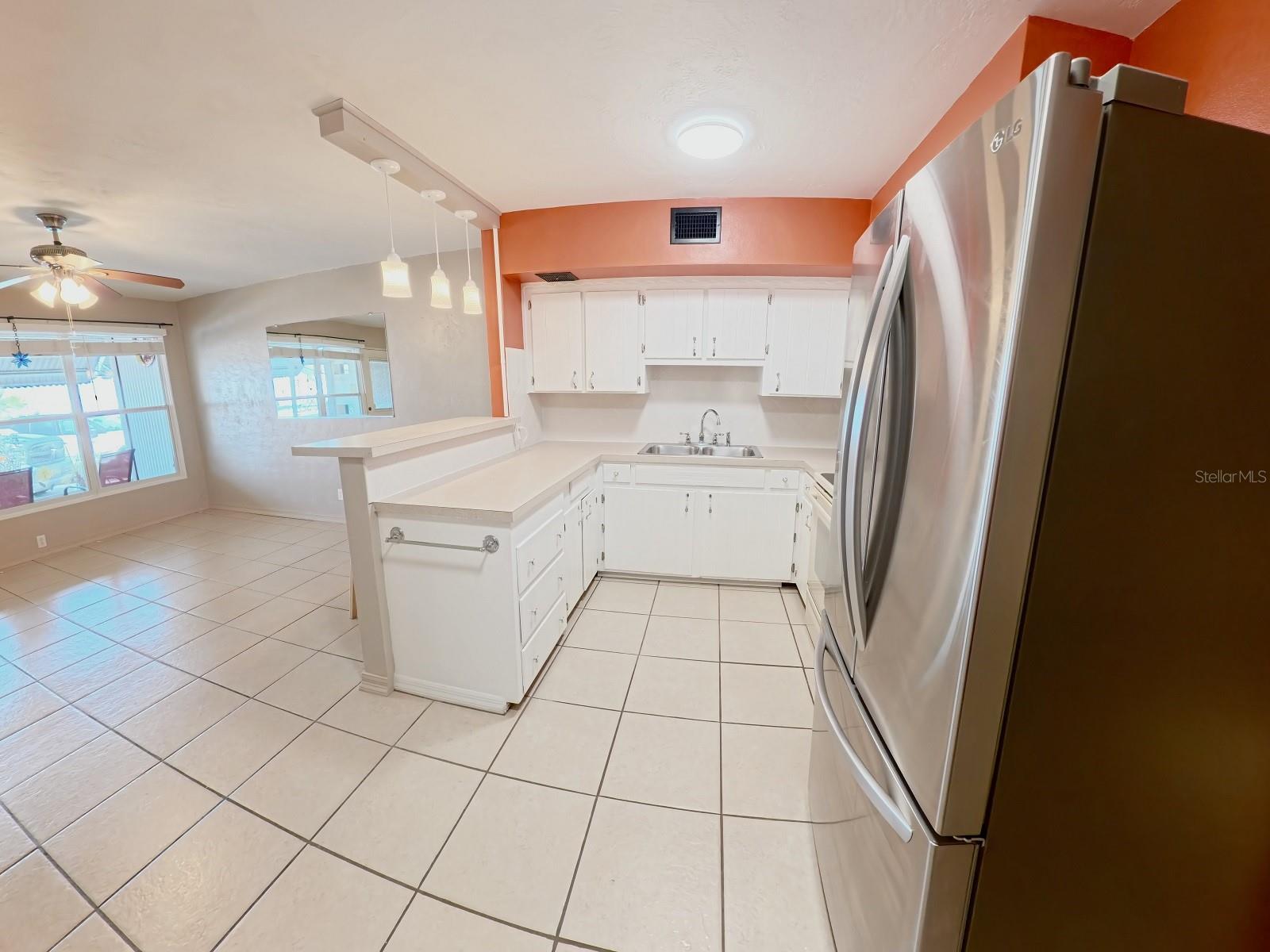 4153 58TH ST N #142, KENNETH CITY, FL, 33709