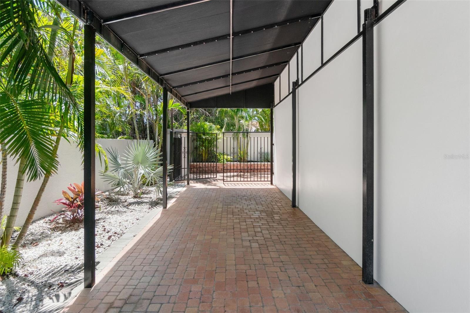 324 SIESTA DR, SARASOTA, FL, 34242