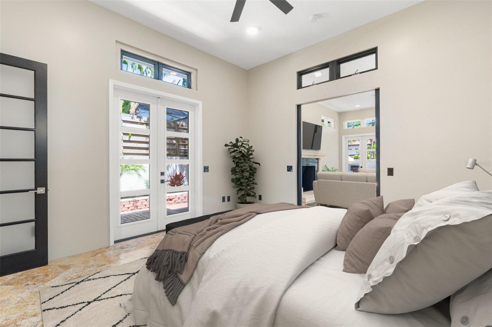 324 SIESTA DR, SARASOTA, FL, 34242