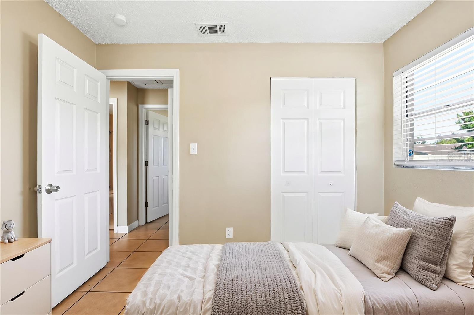 1729 FLORES CT, ORLANDO, FL, 32811