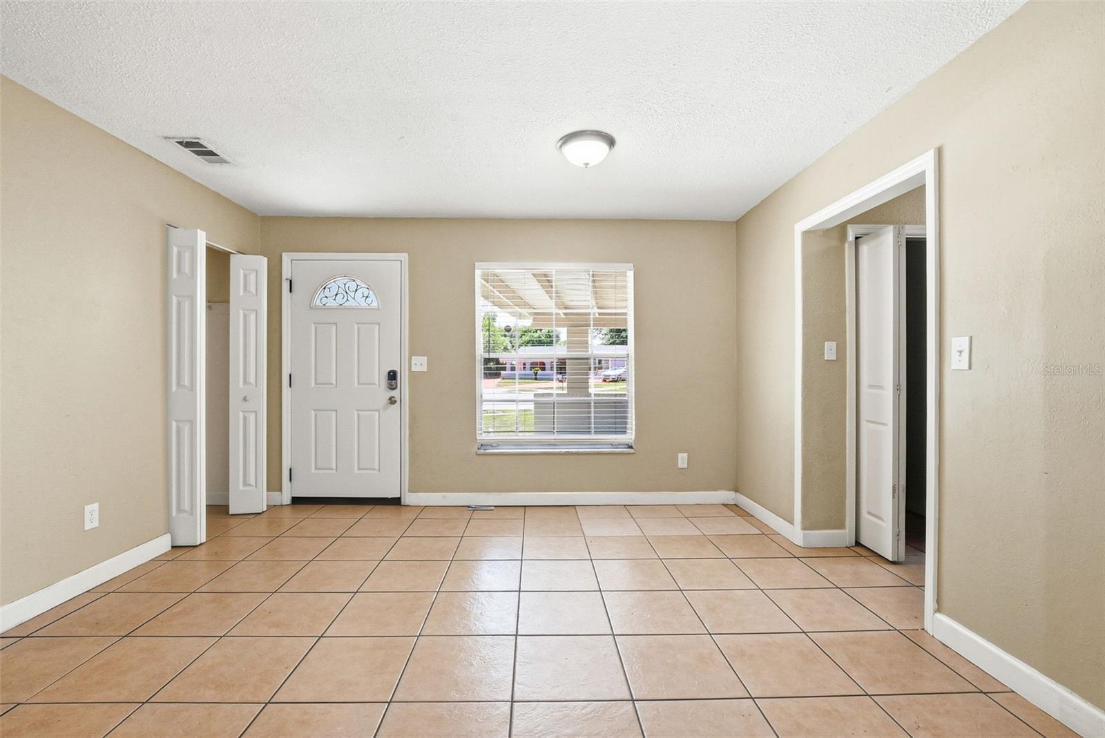 1729 FLORES CT, ORLANDO, FL, 32811